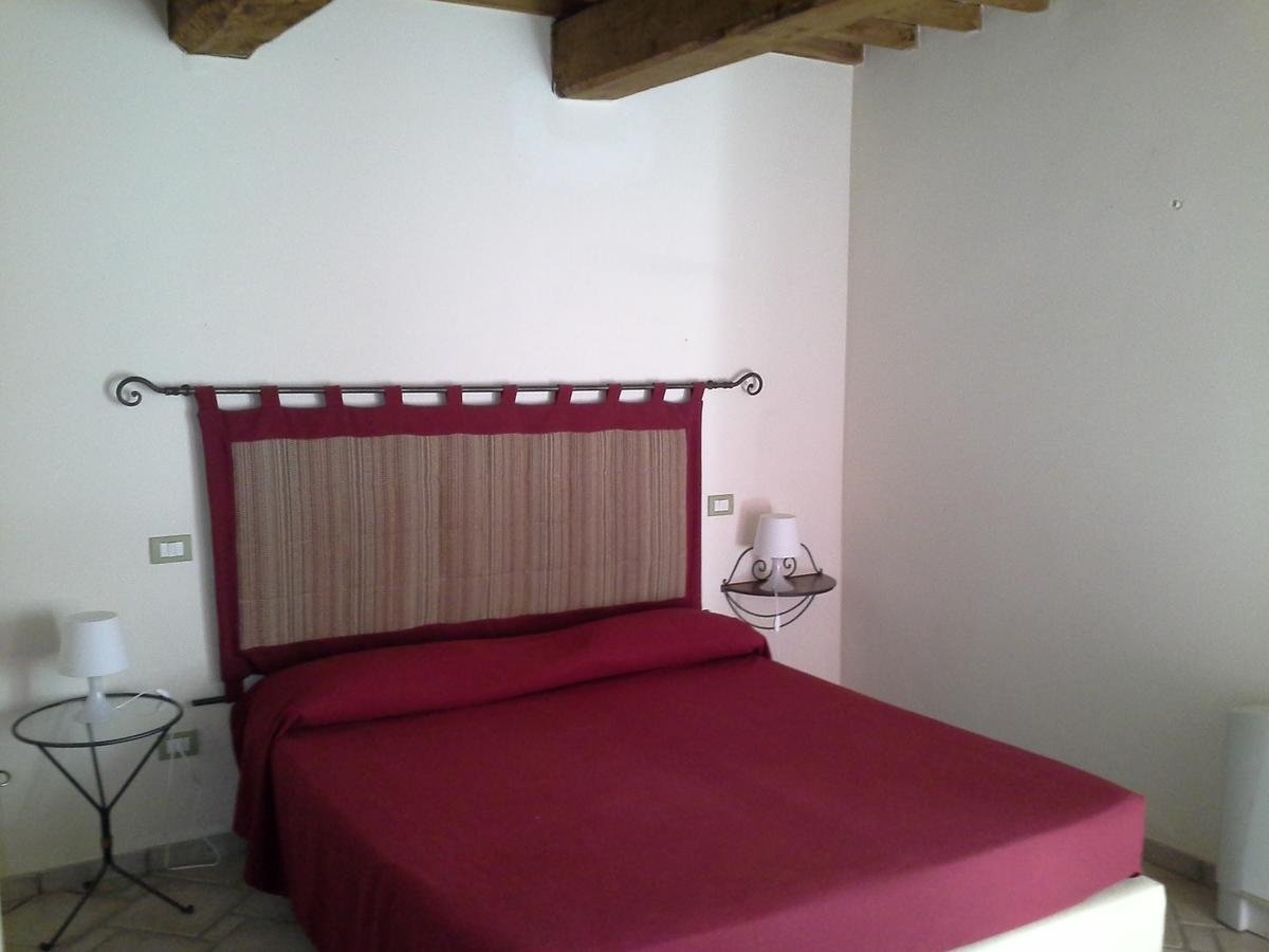 קמפיליה מריטימה Residence La Contessa מראה חיצוני תמונה
